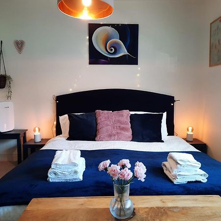 Super King Bedroom With Large Ensuite Brighton Exteriör bild